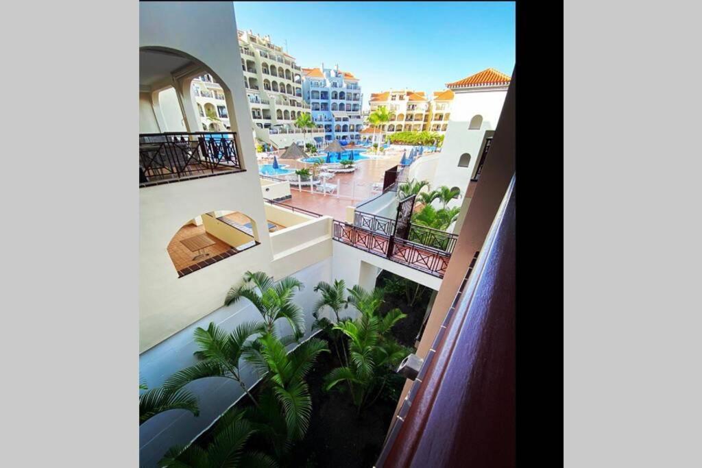Dinastia De La Reina Apartment Arona  Bagian luar foto