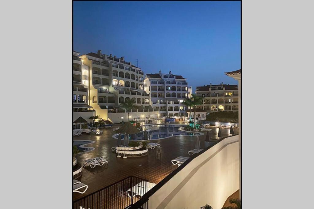 Dinastia De La Reina Apartment Arona  Bagian luar foto